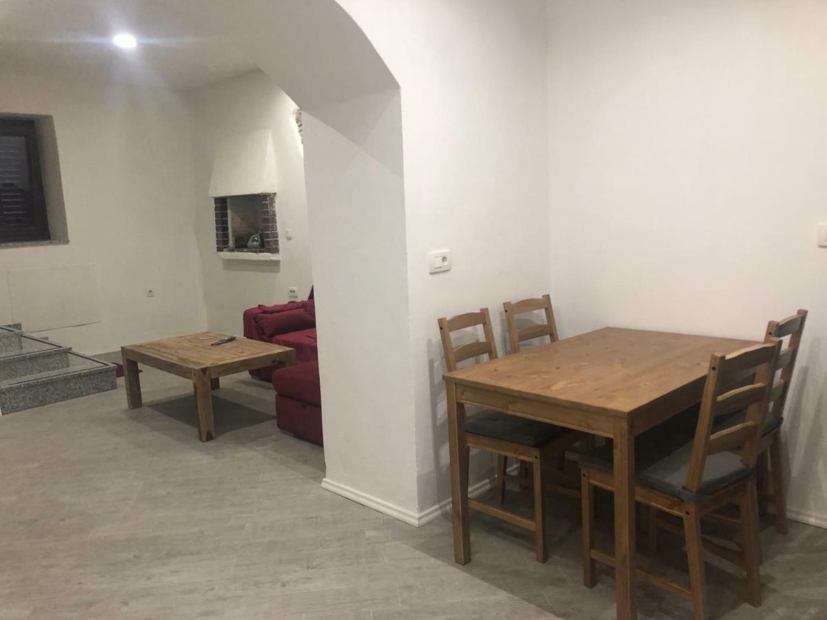 Апартаменты Bozic Apartman Пула Экстерьер фото